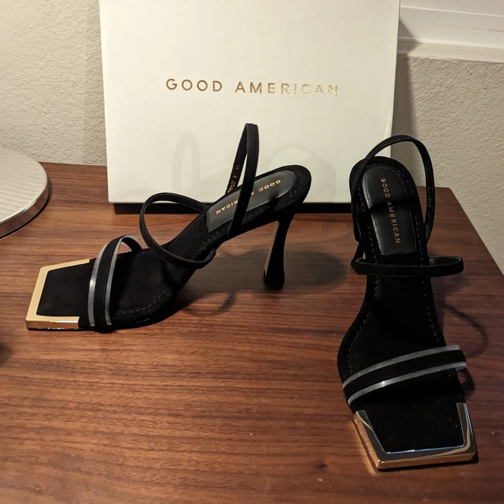 NWT & Box Sz 8.5 good American black suade sandal heels, square toe gold… - Picture 5 of 7